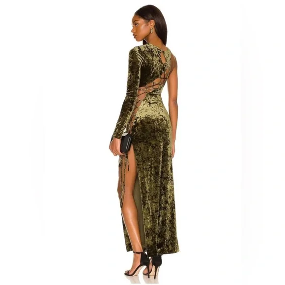 green emerald velvet dress REVOLVE DRESS  Urvashi Kaur